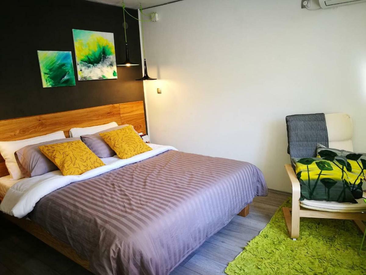 Cres Art Studio Lime Apartment Buitenkant foto