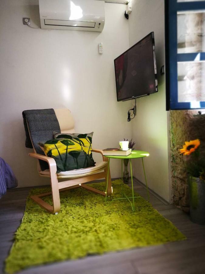 Cres Art Studio Lime Apartment Buitenkant foto