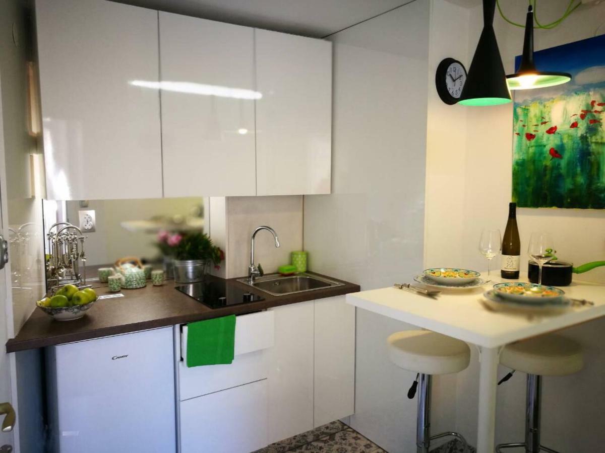 Cres Art Studio Lime Apartment Buitenkant foto