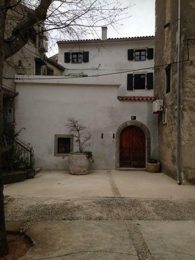 Cres Art Studio Lime Apartment Buitenkant foto